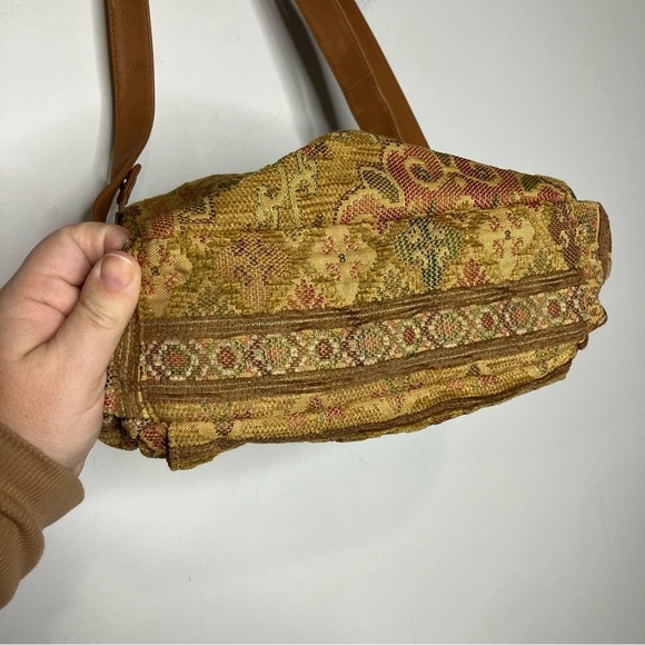 Vintage Fossil tapestry crossbody bag medium size 9.5” x 9.75” x 3” - Picture 10 of 14